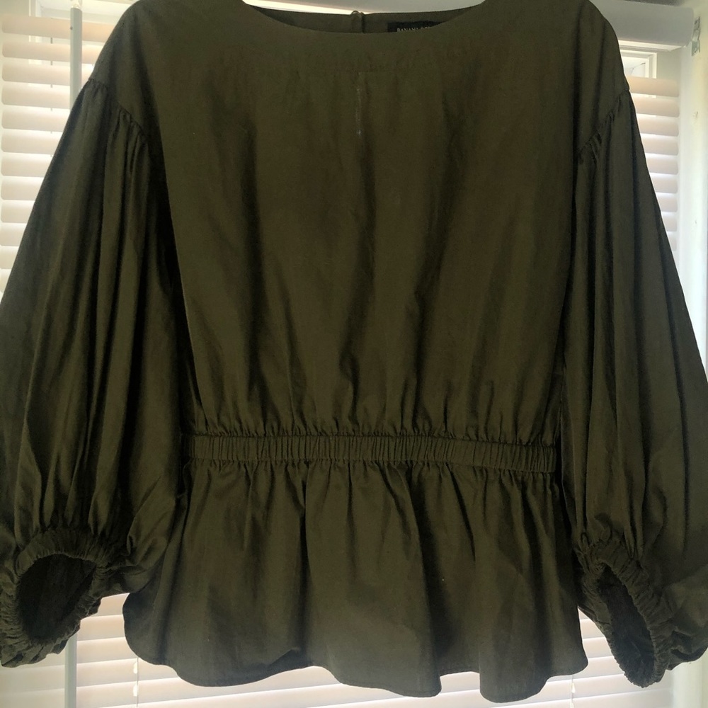 Olive green puffed sleeve top - Picture 1 of 2